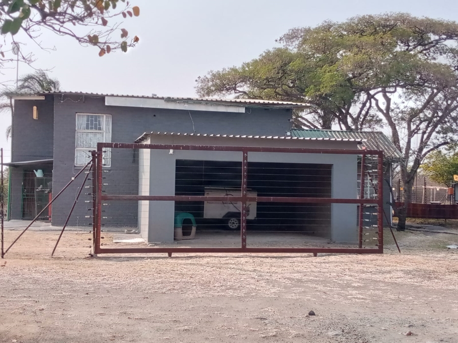 4 Bedroom Property for Sale in Oorzaak A H North West